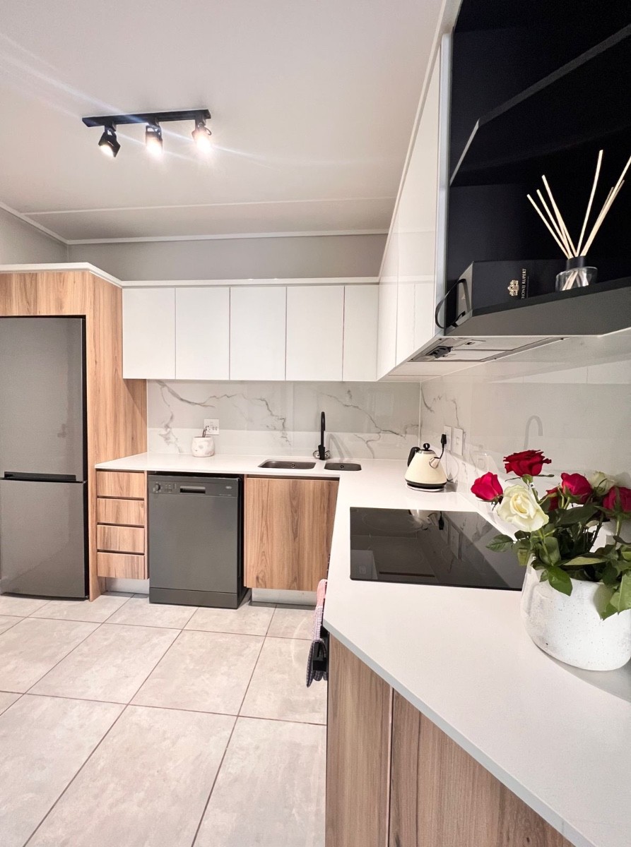 Apartment for rent in Waterfall, Midrand, 45 m²