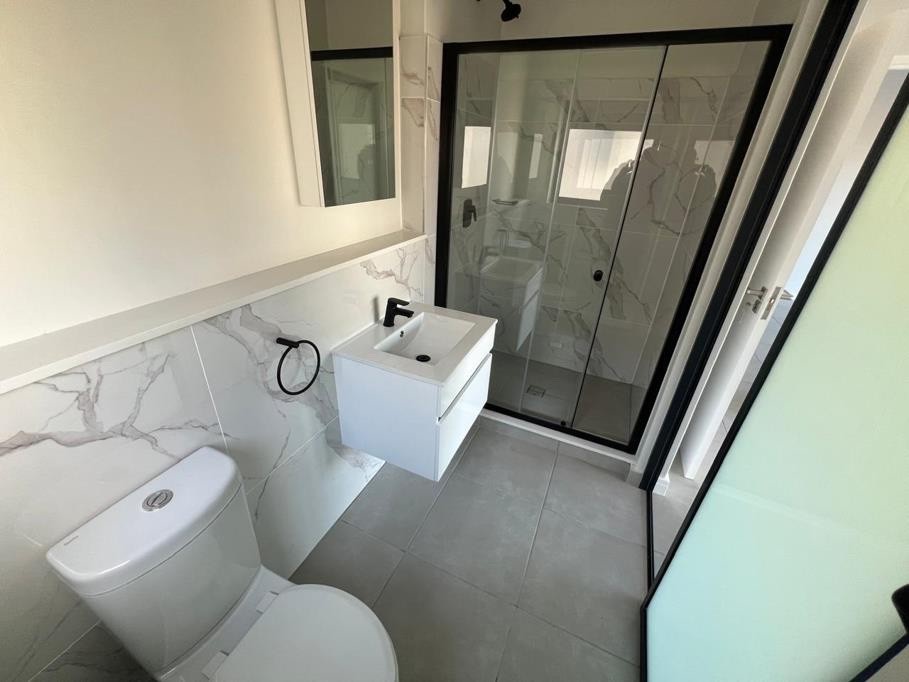 Apartment for rent in Waterfall, Midrand, 54 m²