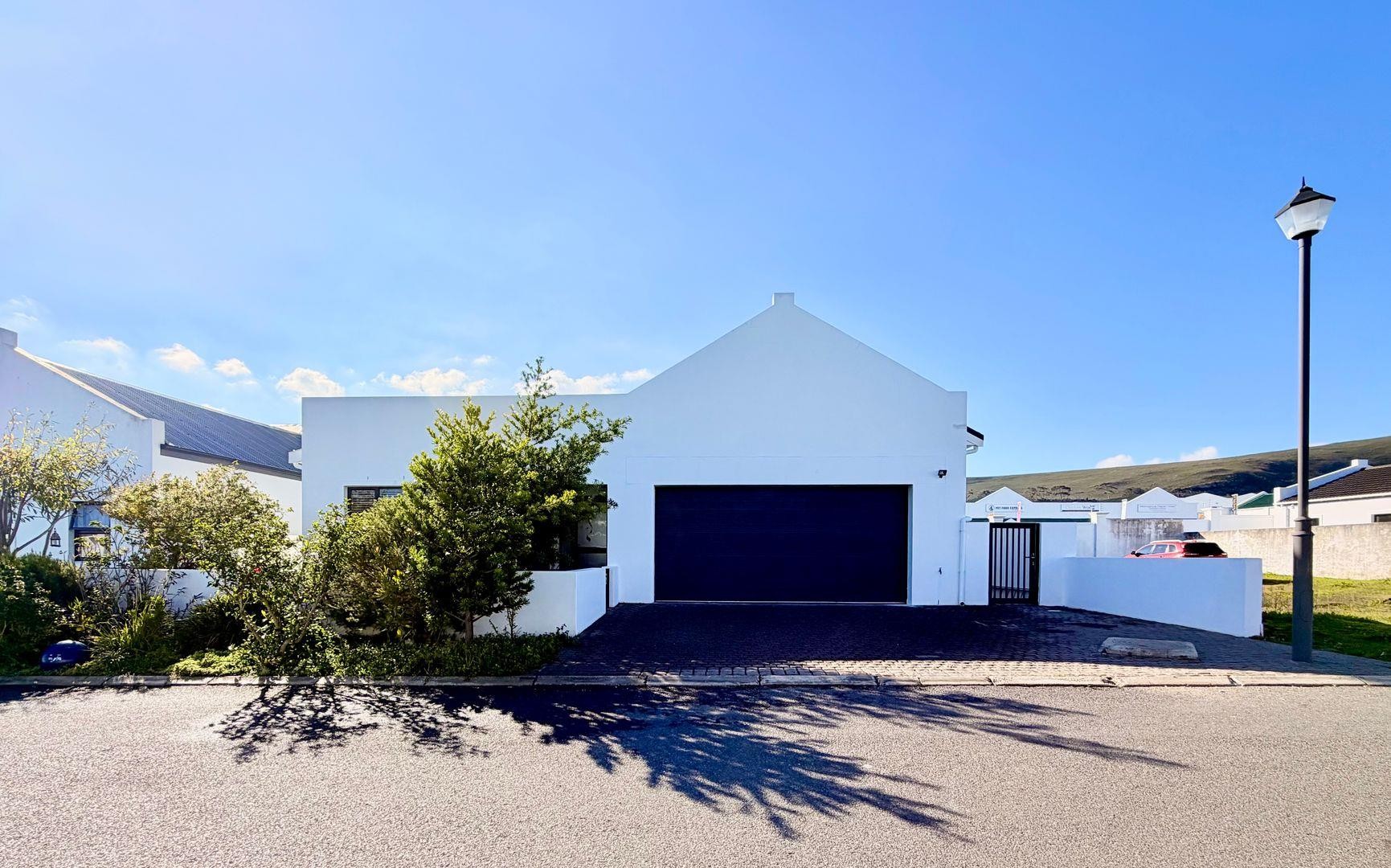 House for sale in Sandbaai, Hermanus, 2, Mooizicht Gardens, 2313 Bergsig Street, Sandbaai, Hermanus, Western Cape, 190 m²
