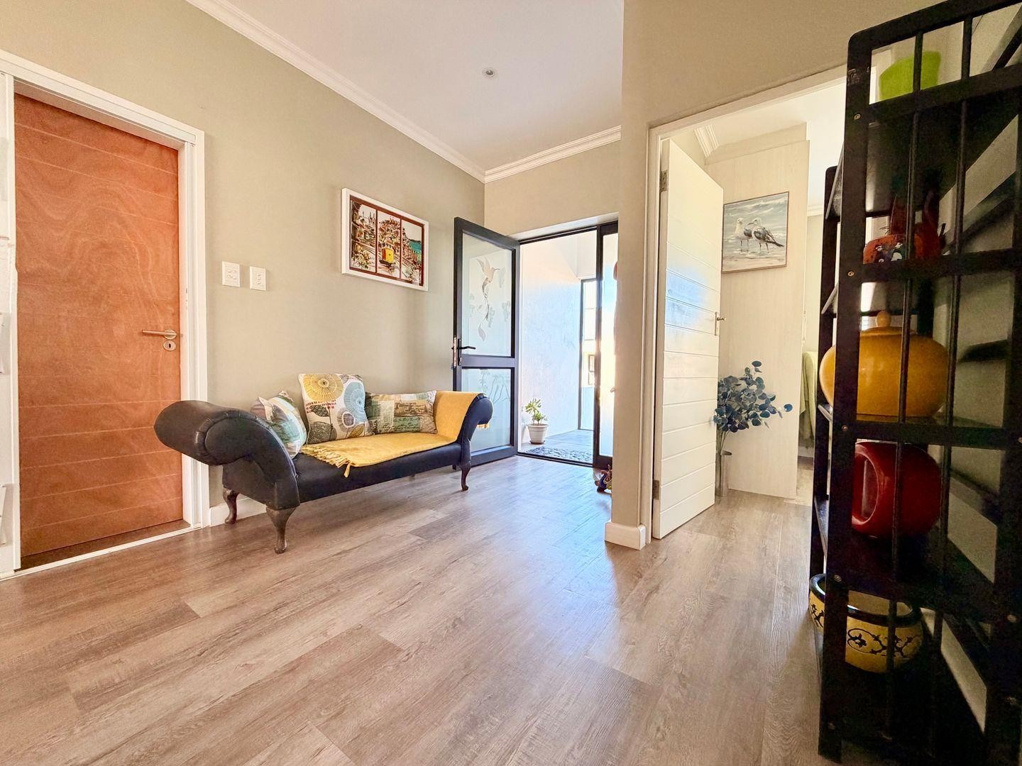 House for sale in Sandbaai, Hermanus, 2, Mooizicht Gardens, 2313 Bergsig Street, Sandbaai, Hermanus, Western Cape, 190 m²