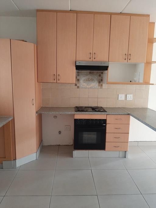 Apartment for rent in Carlswald, Midrand, 100 m²