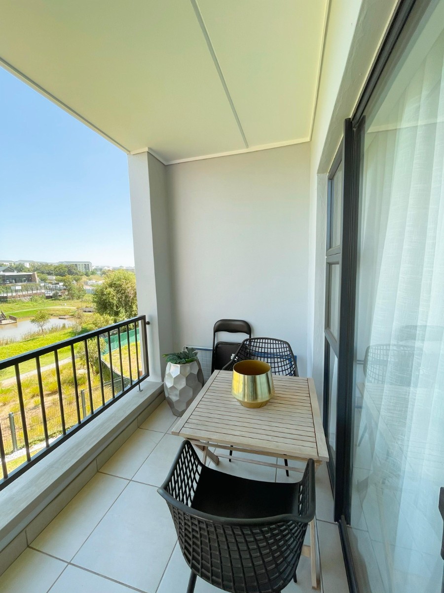 Apartment for rent in Linbro Park, Sandton, 58 m²