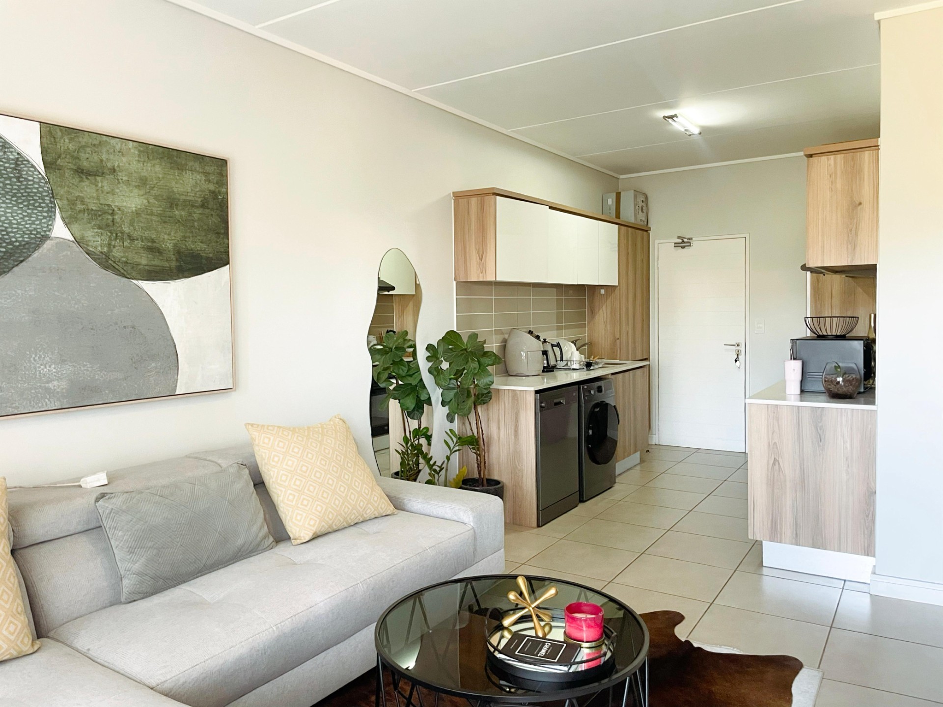 Apartment for rent in Linbro Park, Sandton, 58 m²