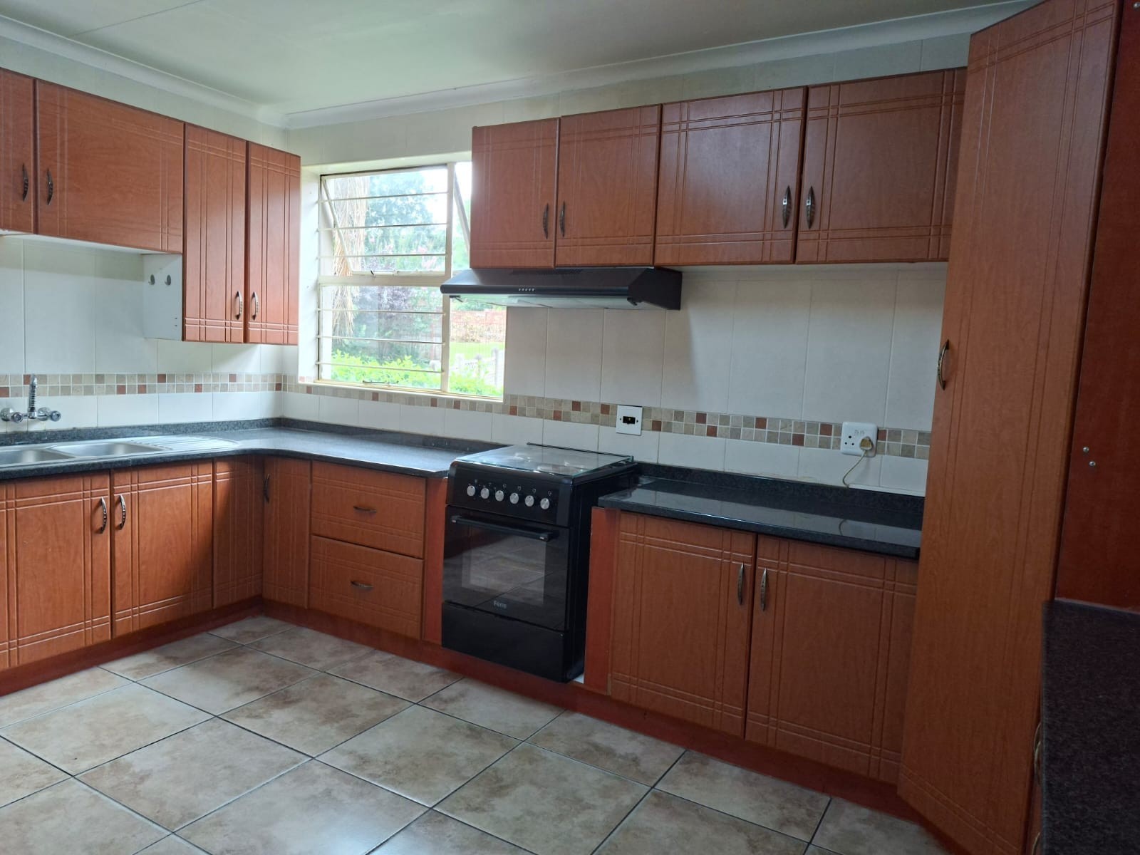 House for sale in Schuinshoogte, Newcastle, KwaZulu Natal, 1900 m²