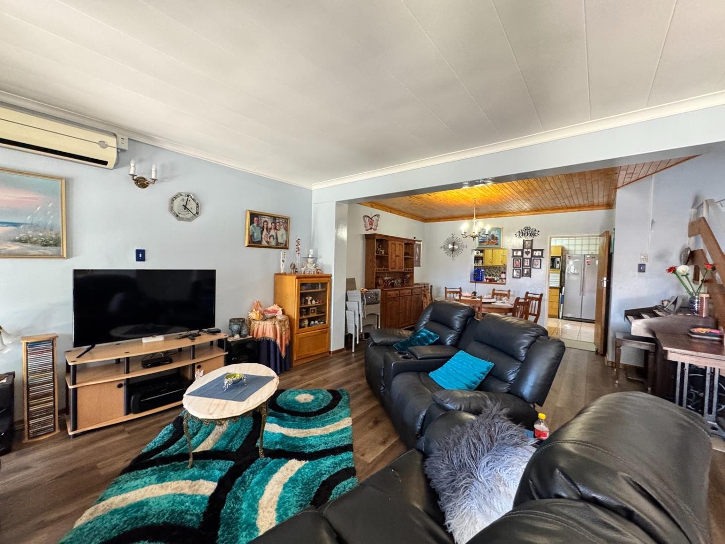 Townhouse for sale in Memorial Road Area, Kimberley, 3, Saratoga, 16 Synagogue Street, Memorial Road Area, Kimberley, Northern Cape, 302 m²