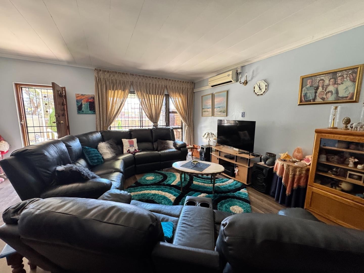 Townhouse for sale in Memorial Road Area, Kimberley, 3, Saratoga, 16 Synagogue Street, Memorial Road Area, Kimberley, Northern Cape, 302 m²