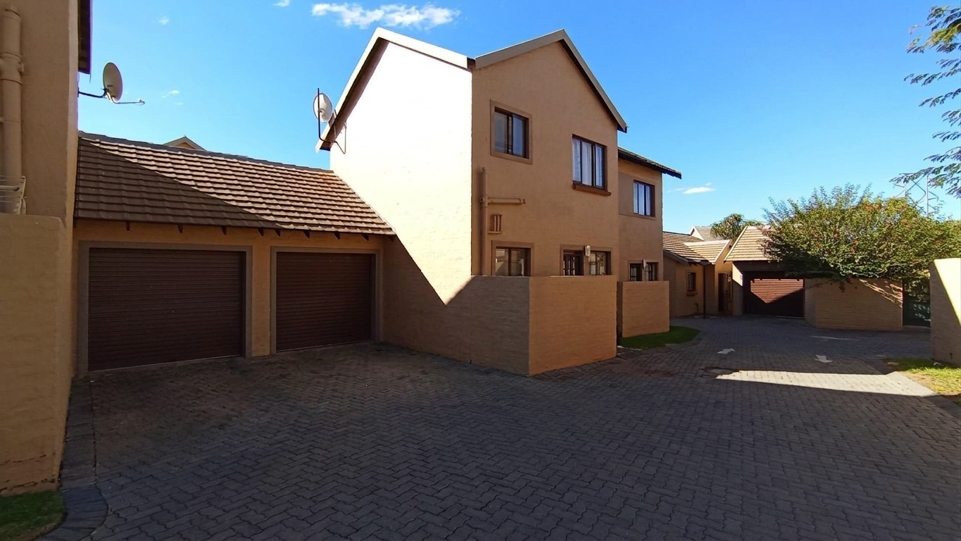 Townhouse for sale in Carlswald Estate, Midrand, 87 m²