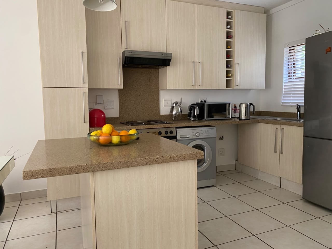 Townhouse for rent in Fourways, Sandton, 110 m²
