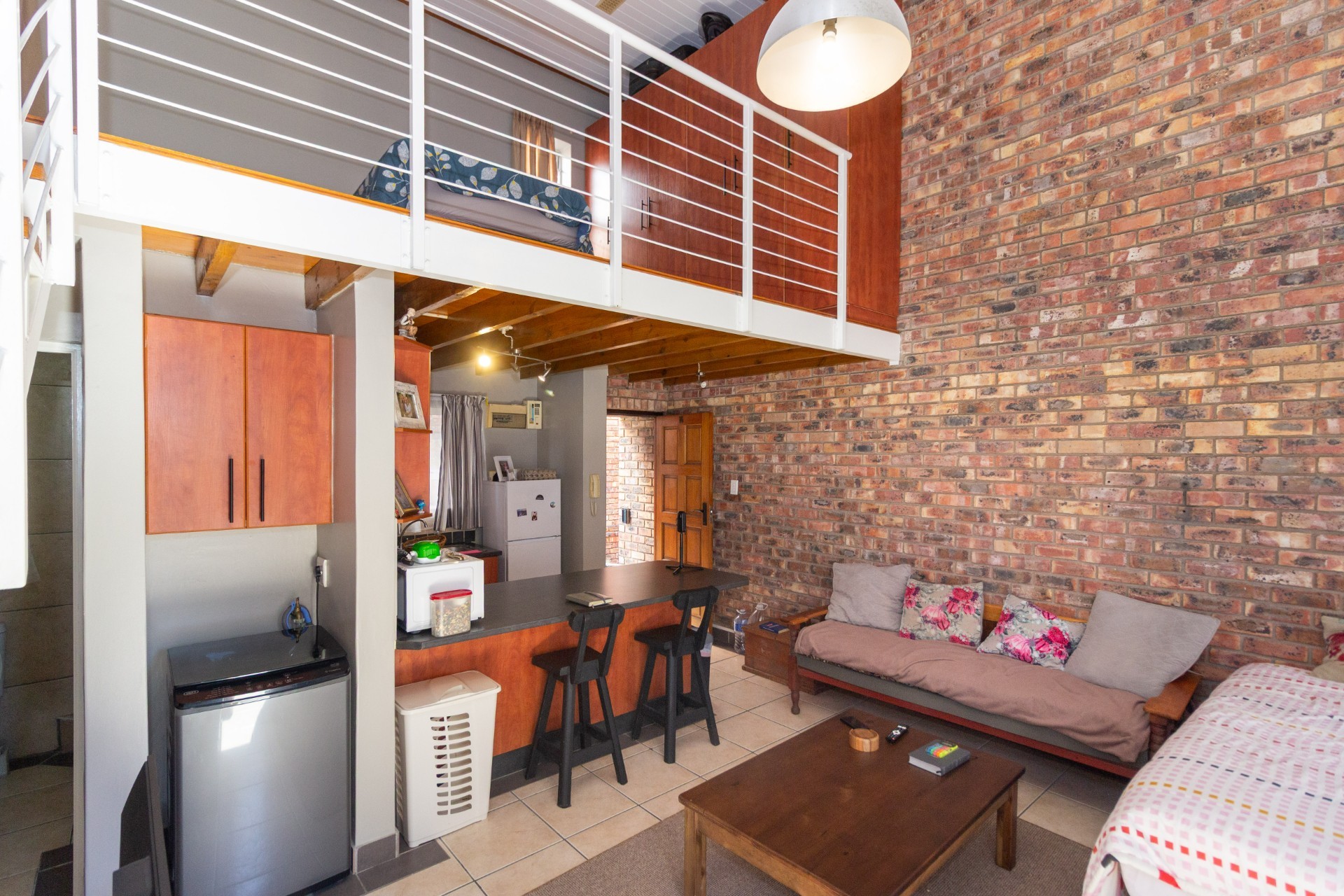 Apartment for sale in Walmer, Port Elizabeth, 50 m²