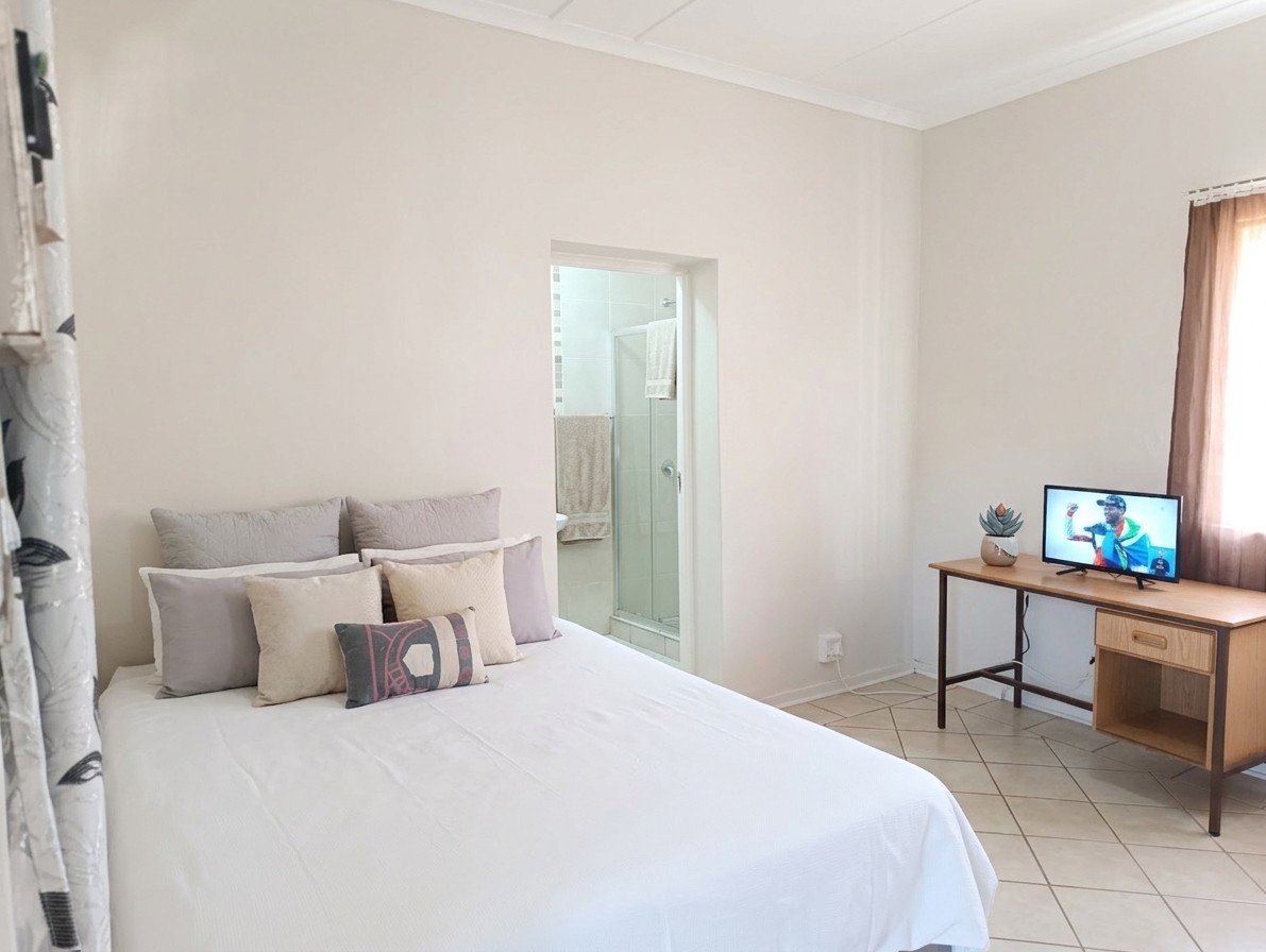 Studio Apartment for rent in Westdene, Johannesburg, 25 m²