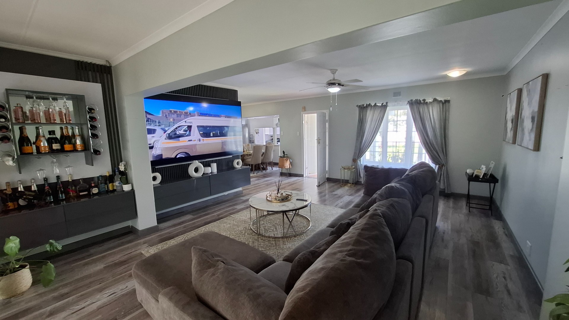 Townhouse for sale in Margate, KwaZulu Natal
