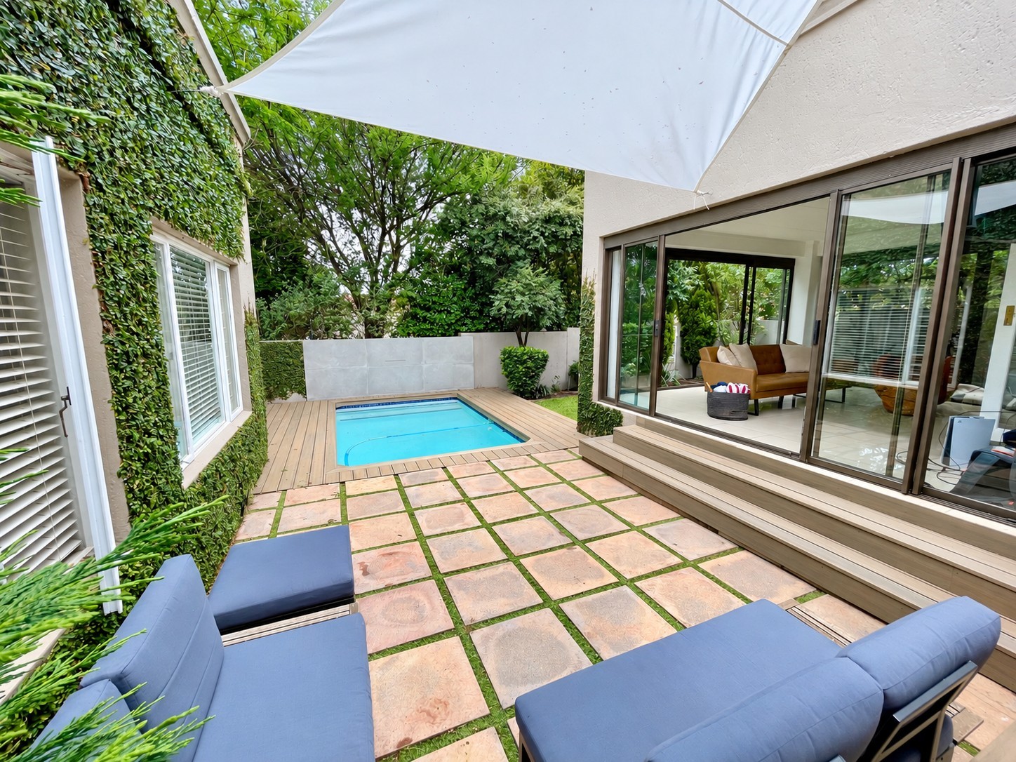 House for sale in Cedar Lakes, Randburg, 446 m²