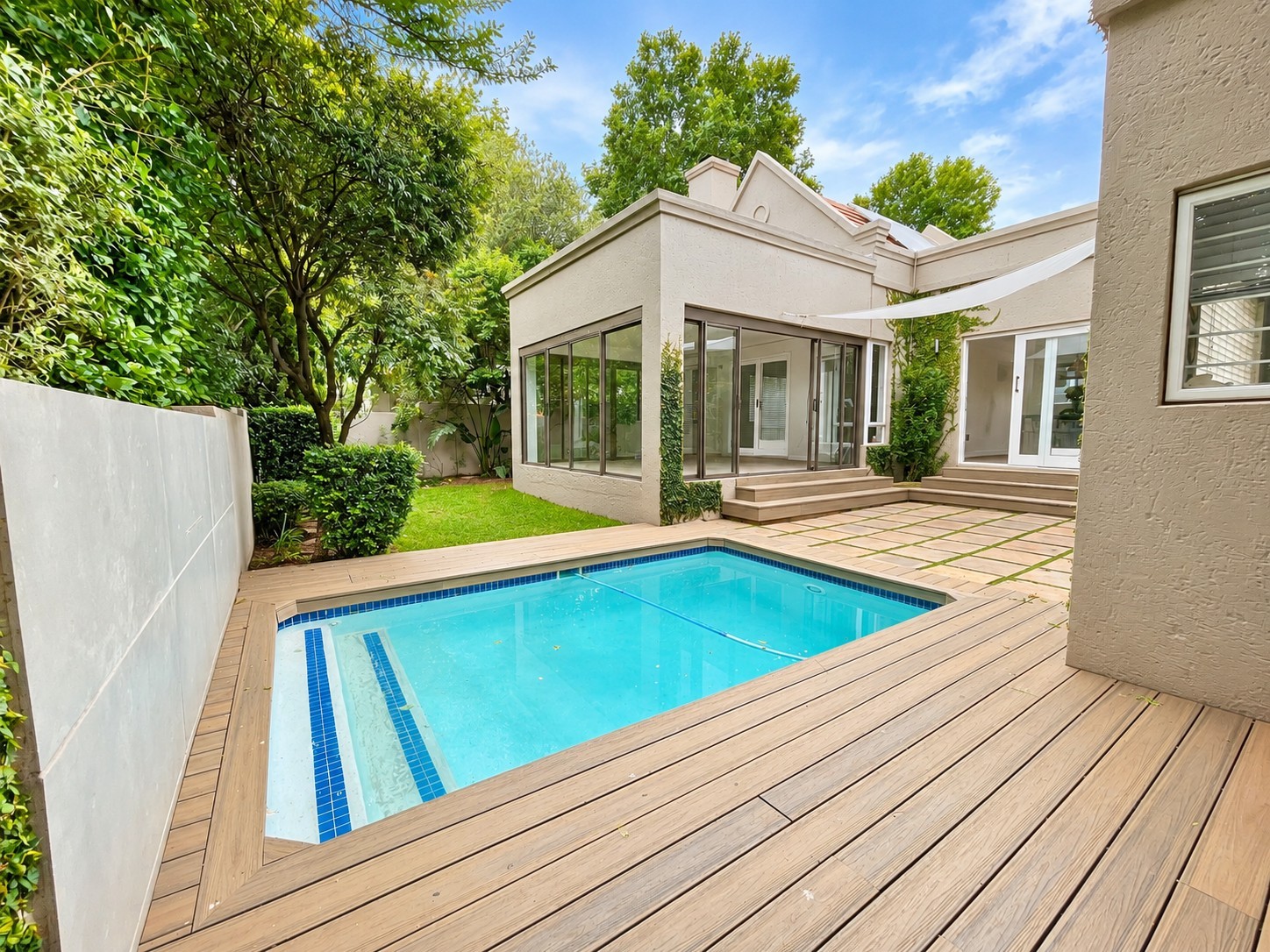 House for sale in Cedar Lakes, Randburg, 446 m²