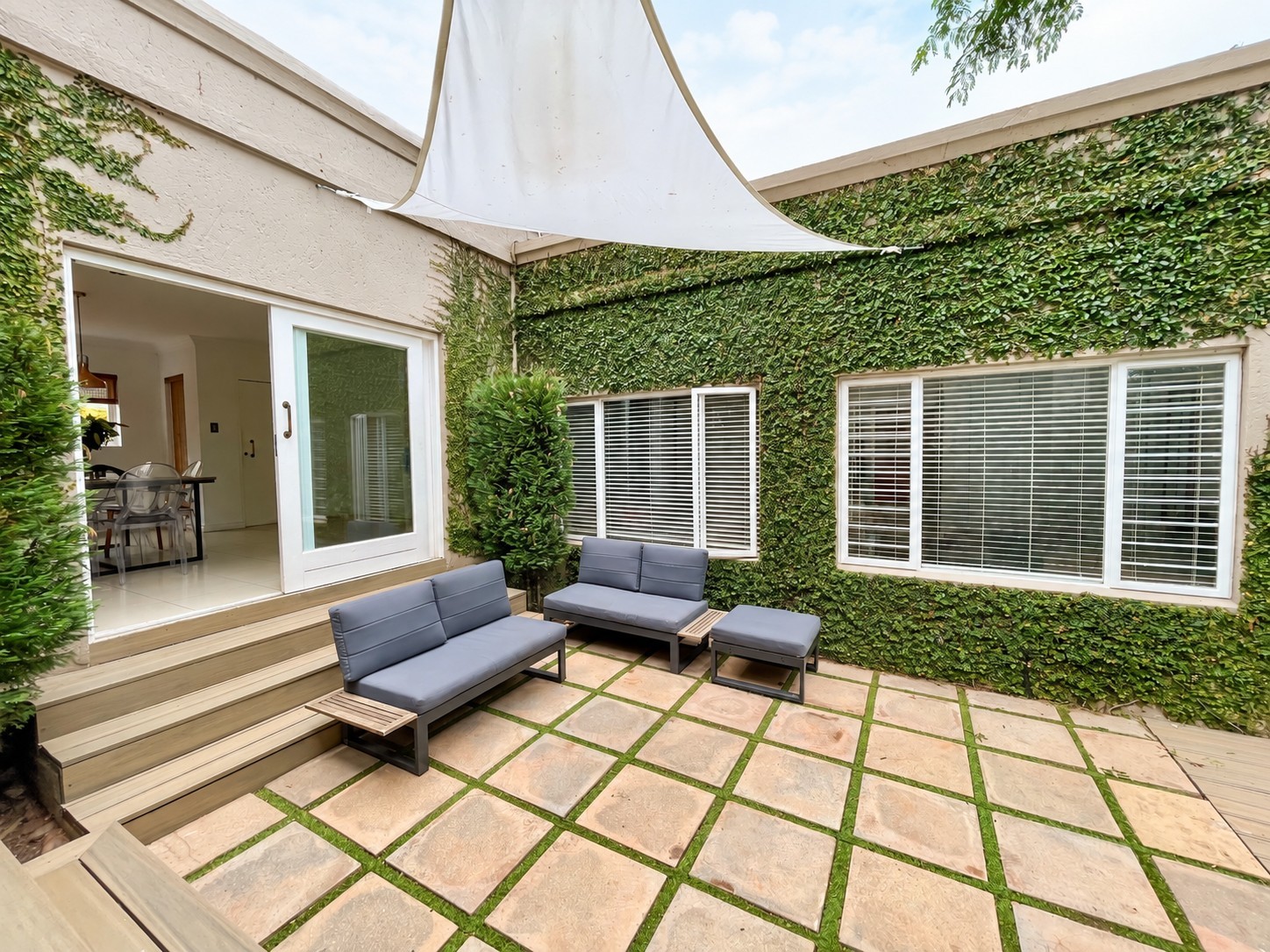 House for sale in Cedar Lakes, Randburg, 446 m²