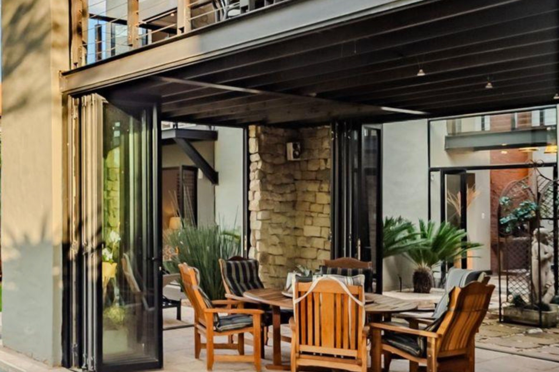 House for sale in Waterkloof Ridge, Pretoria, 620 m²