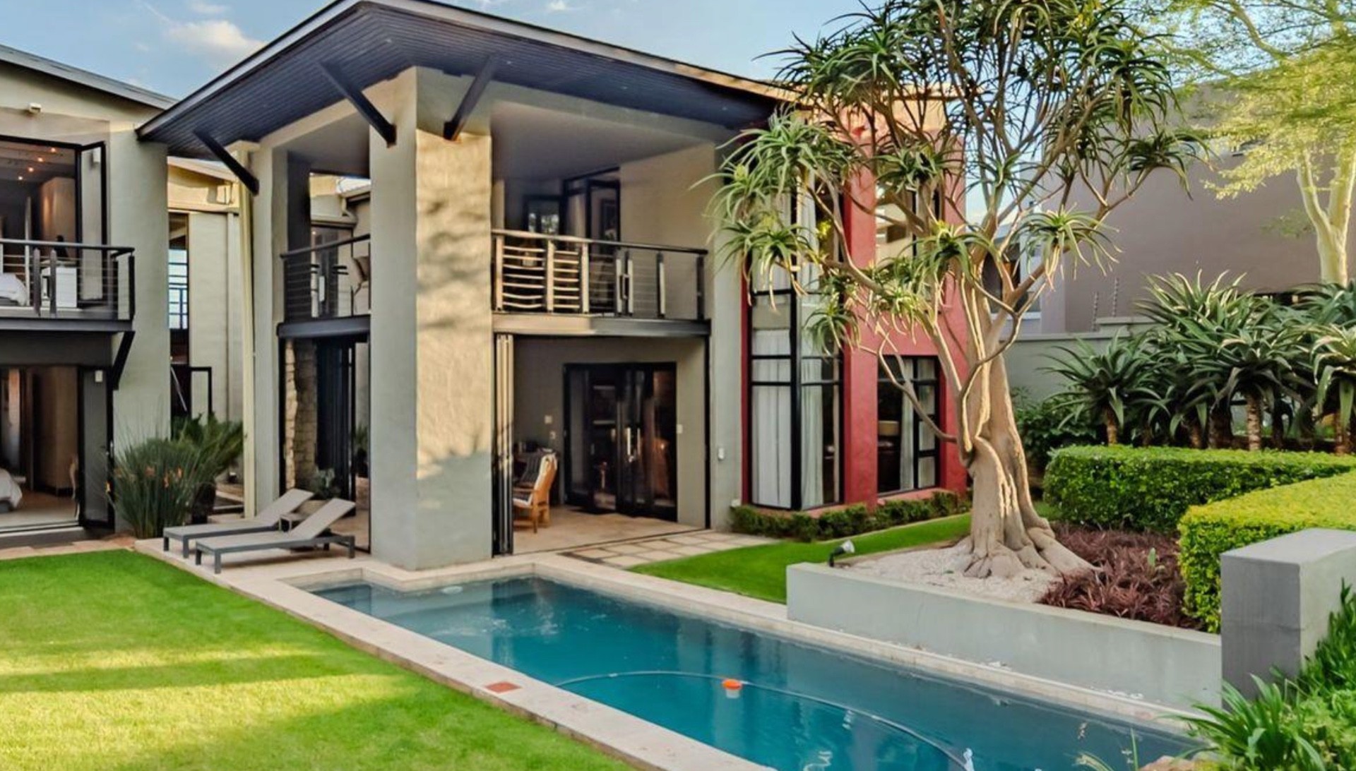 House for sale in Waterkloof Ridge, Pretoria, 620 m²