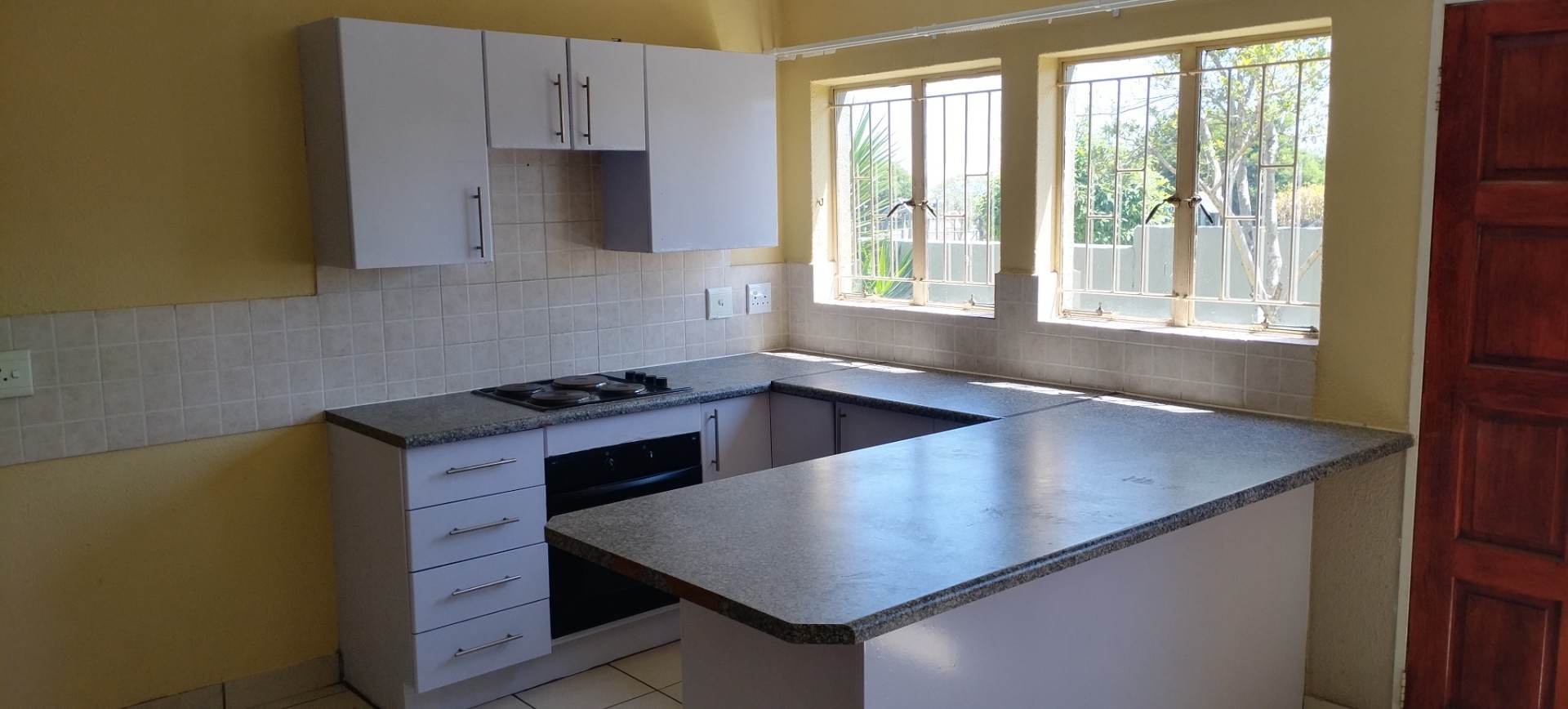Townhouse for sale in Kosmosdal, Centurion, 69 m²