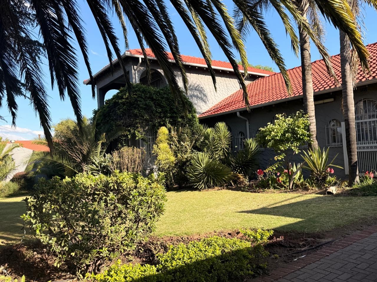 House for sale in Model Park, Witbank, 285 m²