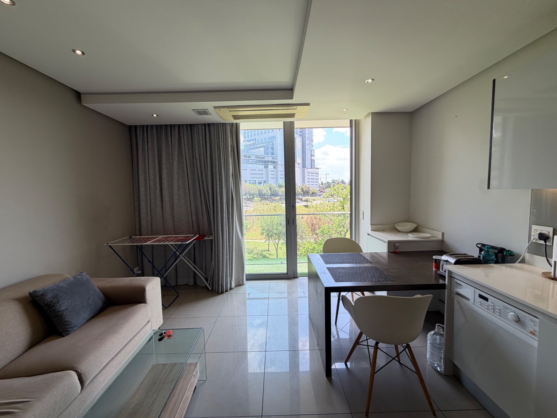 Apartment for rent in Sandown, Sandton