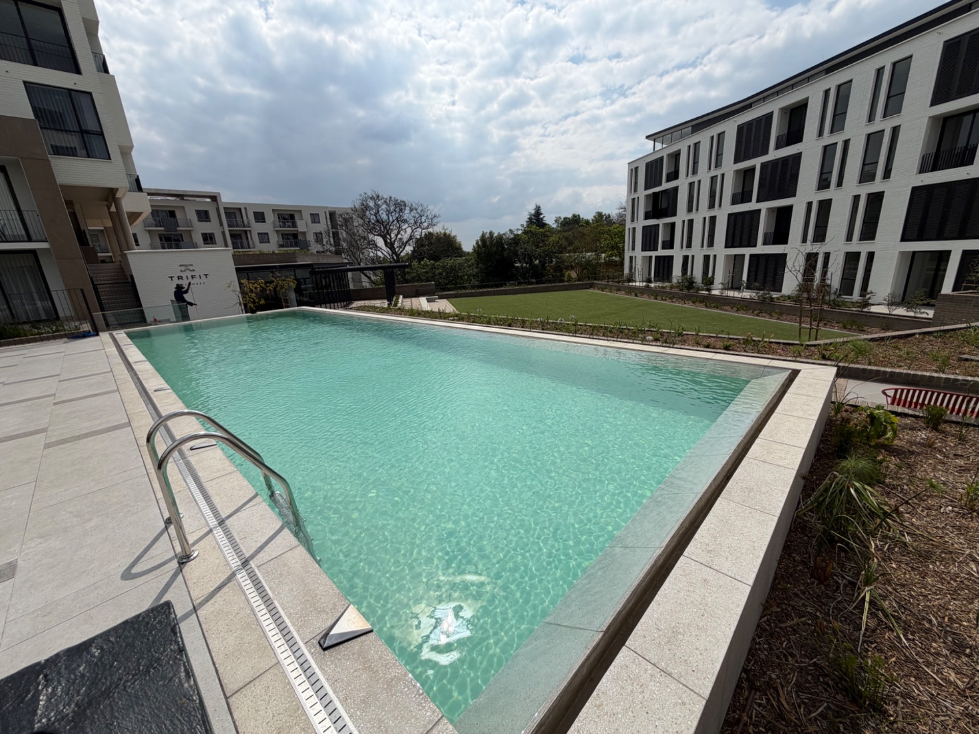 Apartment for rent in Rosebank, Johannesburg
