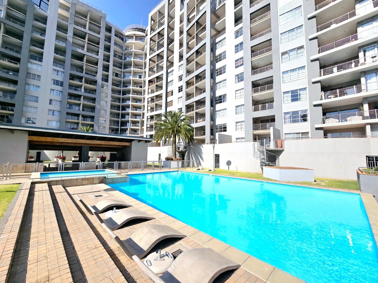 Apartment for rent in Sandhurst, Sandton