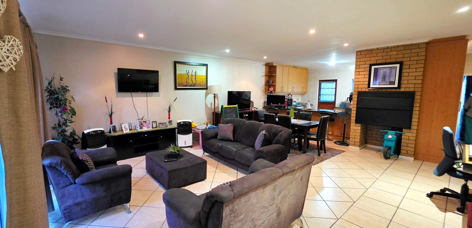 Townhouse for sale in Silver Oaks, Kuils River, 120 m²