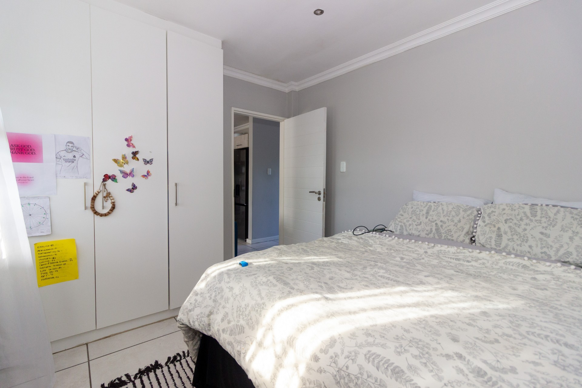 Apartment for sale in Walmer, Port Elizabeth, 61 m²