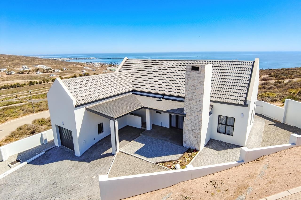 House for sale in Steenbergs Cove, St Helena Bay, 5 Hull Crescent, Steenbergs Cove, St Helena Bay, Western Cape, 144 m²