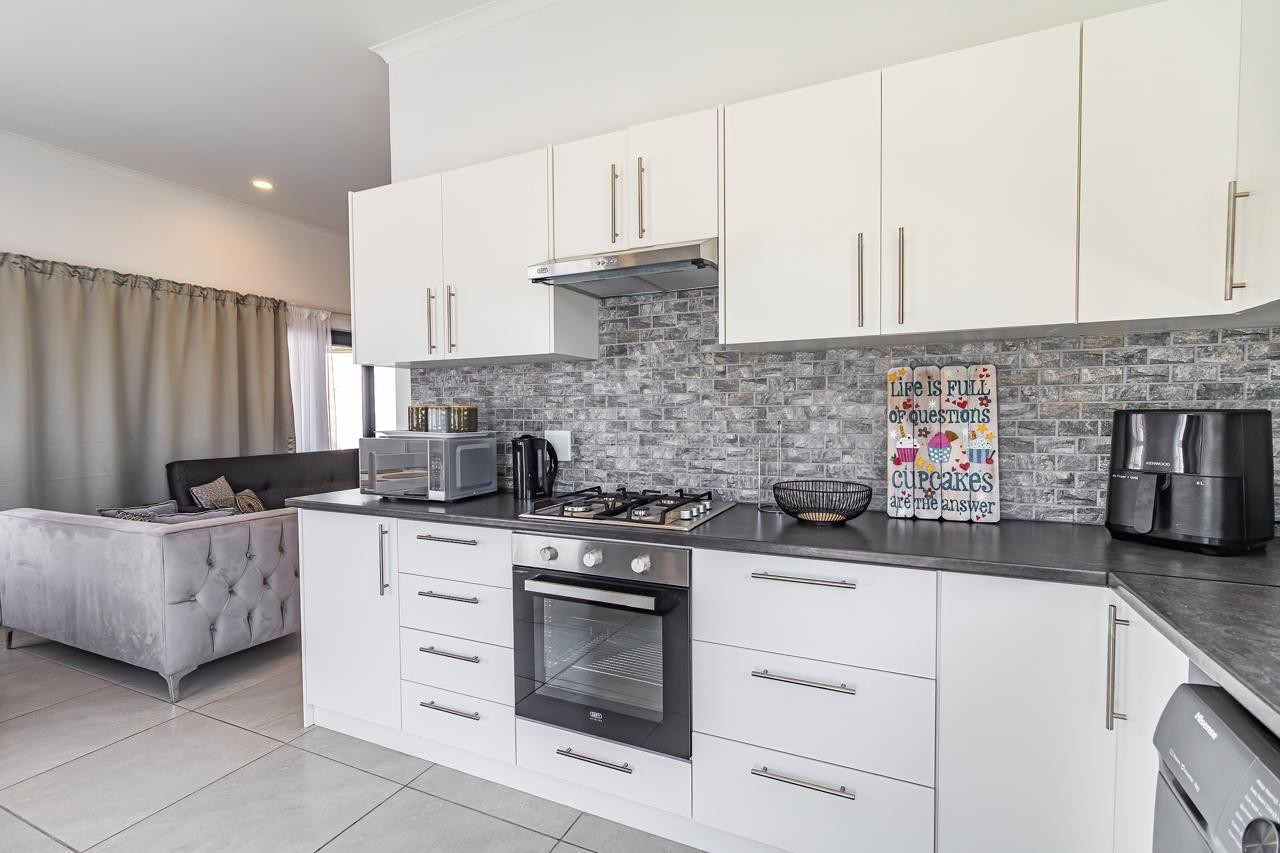 House for sale in Steenbergs Cove, St Helena Bay, 5 Hull Crescent, Steenbergs Cove, St Helena Bay, Western Cape, 144 m²