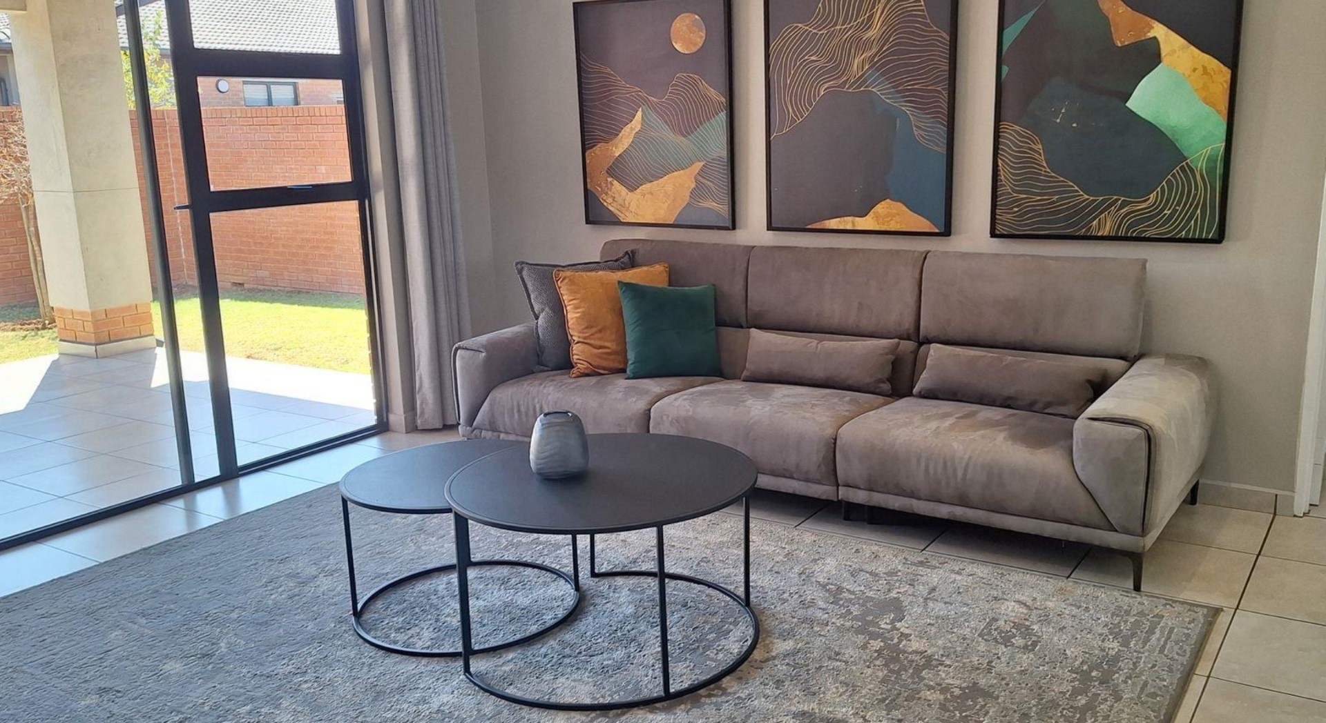 Townhouse for sale in Six Fountains Residential Estate, Six Fountains, Pretoria, 200 m²