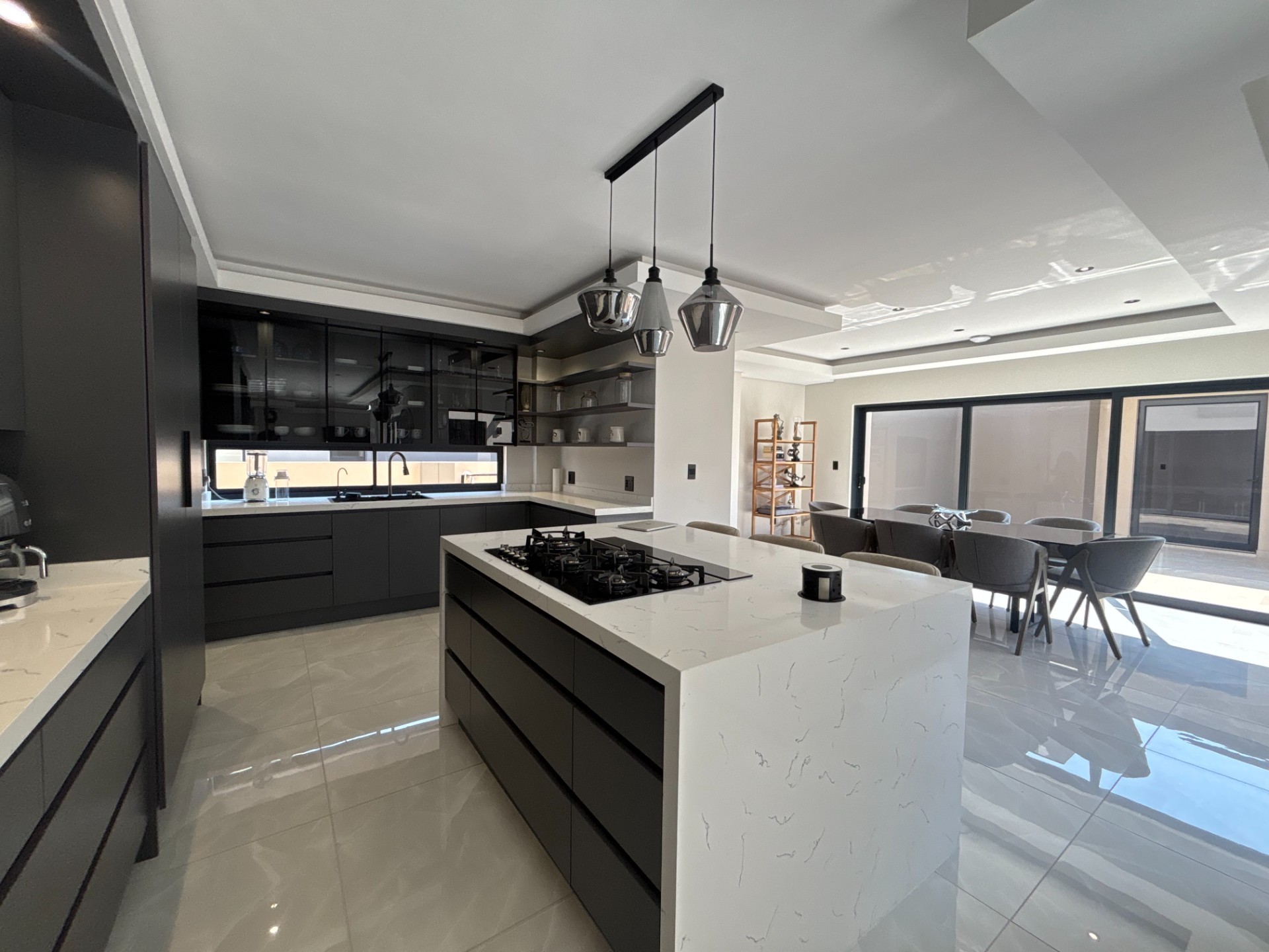 House for rent in Midstream Heights, Midstream Estate, Centurion, 1139 m²