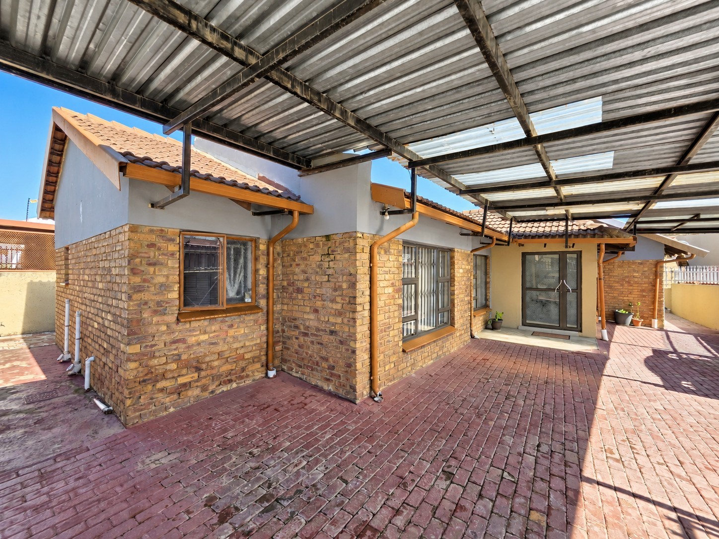 House for sale in Khutsong, Mamelodi, Pretoria, 109 m²