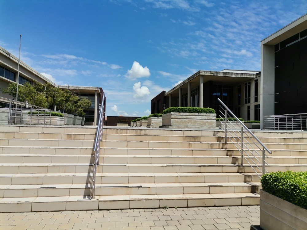 Commercial Property for rent in Kosmosdal, Centurion, 1454 m²