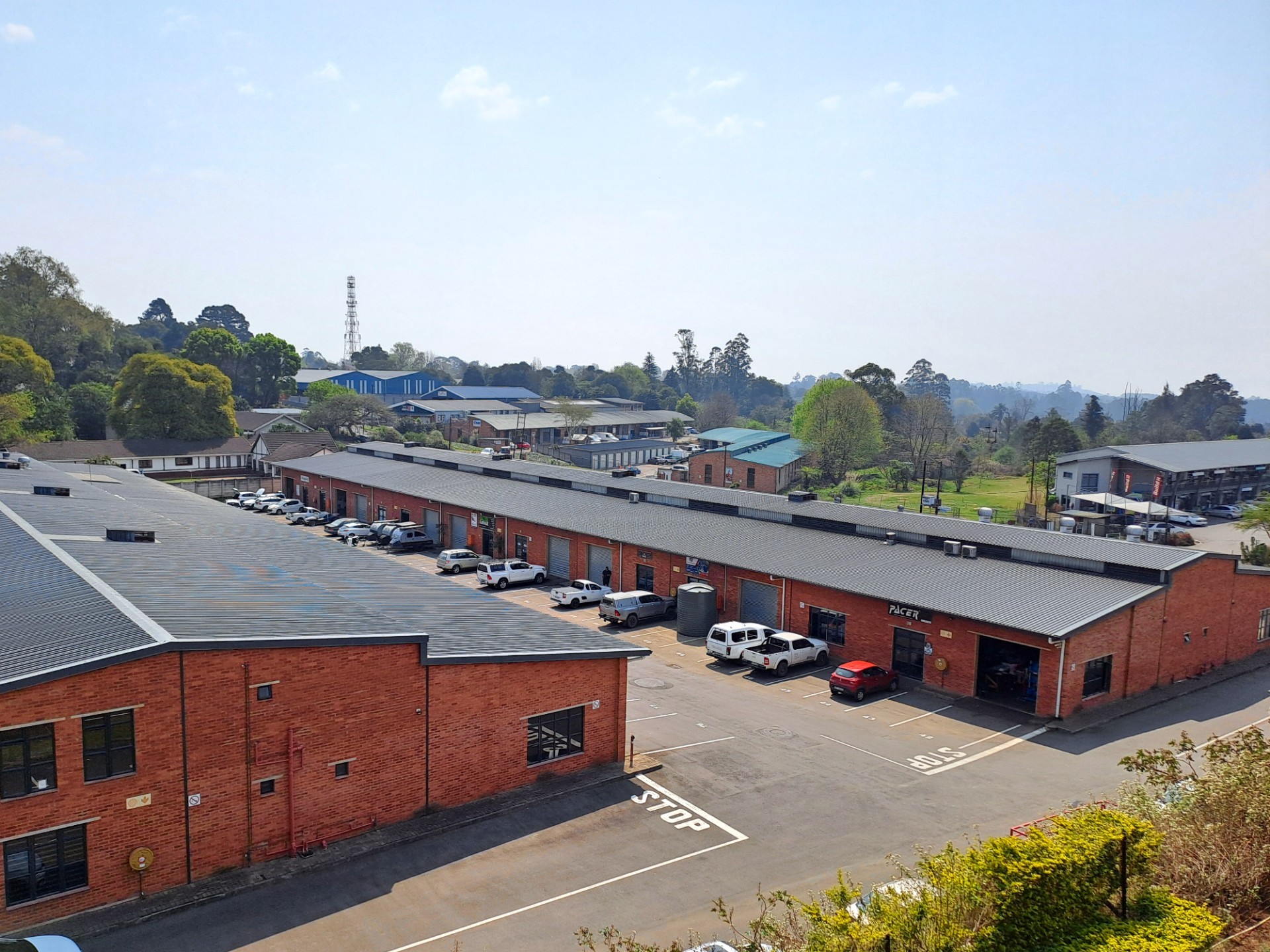 Warehouse for sale in Hilton Central, Hilton, KwaZulu Natal, Hilton Business Park, 8 Quarry Road, Hilton Central, Hilton, KwaZulu Natal, 154 m²