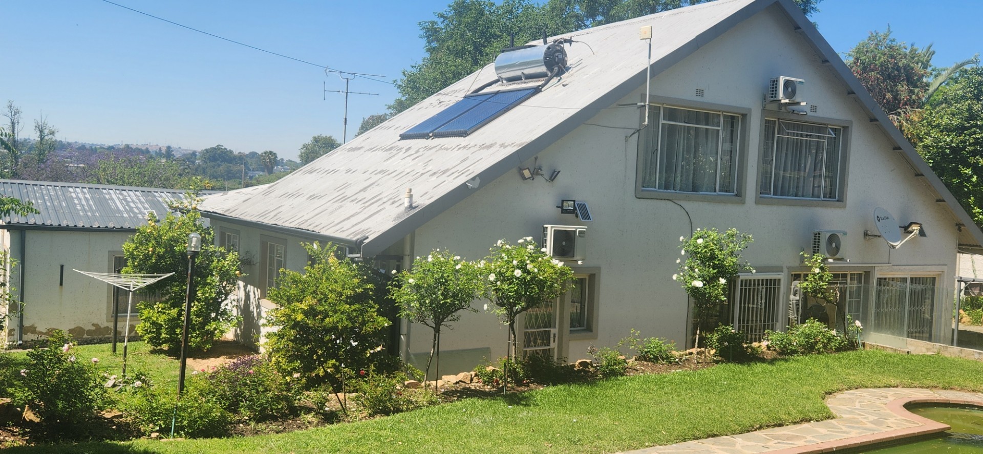 House for sale in Sandringham, Johannesburg, 318 m²