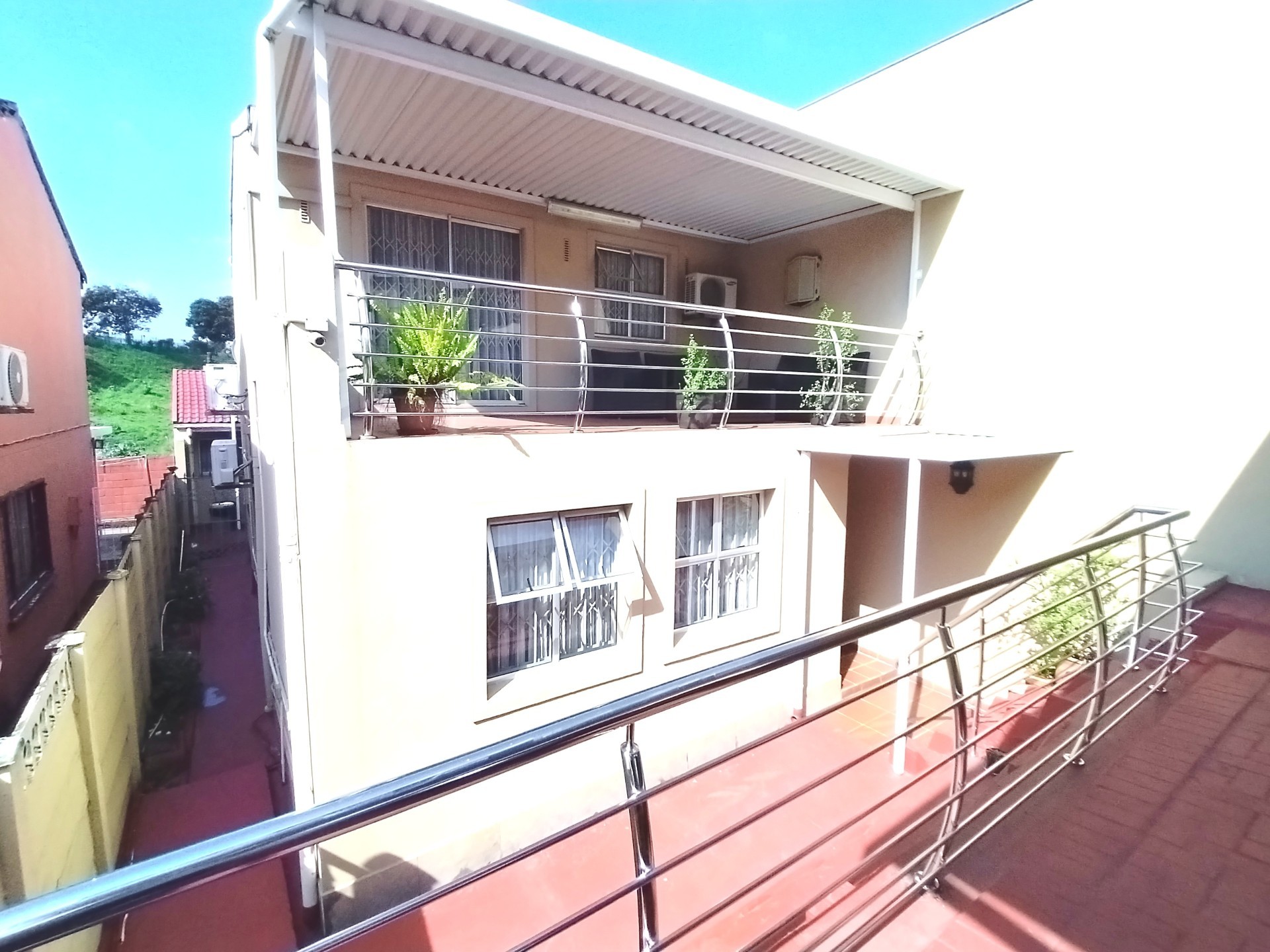 House for sale in Northcroft, Phoenix, KwaZulu Natal, 216 m²