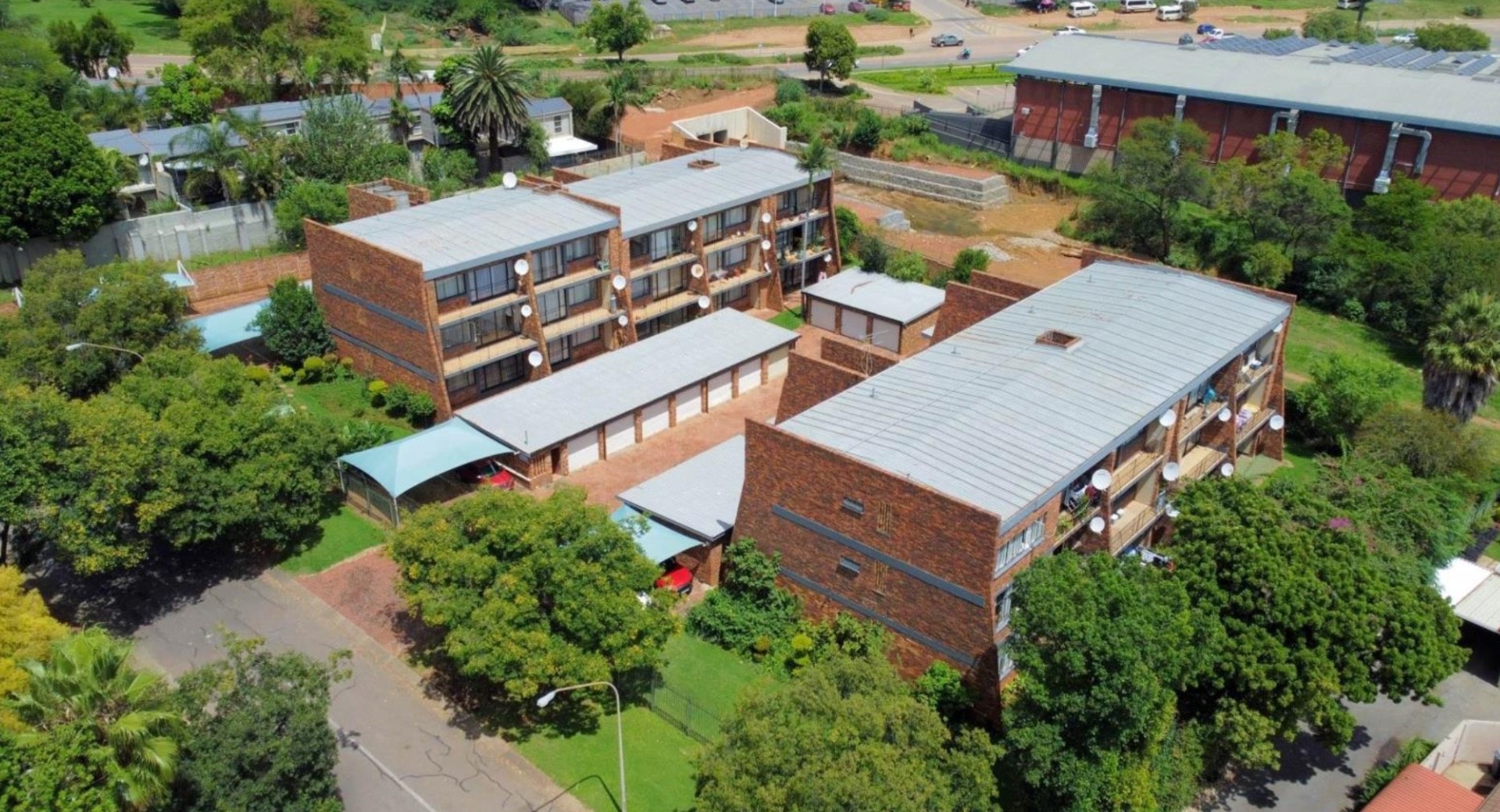 Apartment for sale in Waterkloof Glen, Pretoria, 85 m²