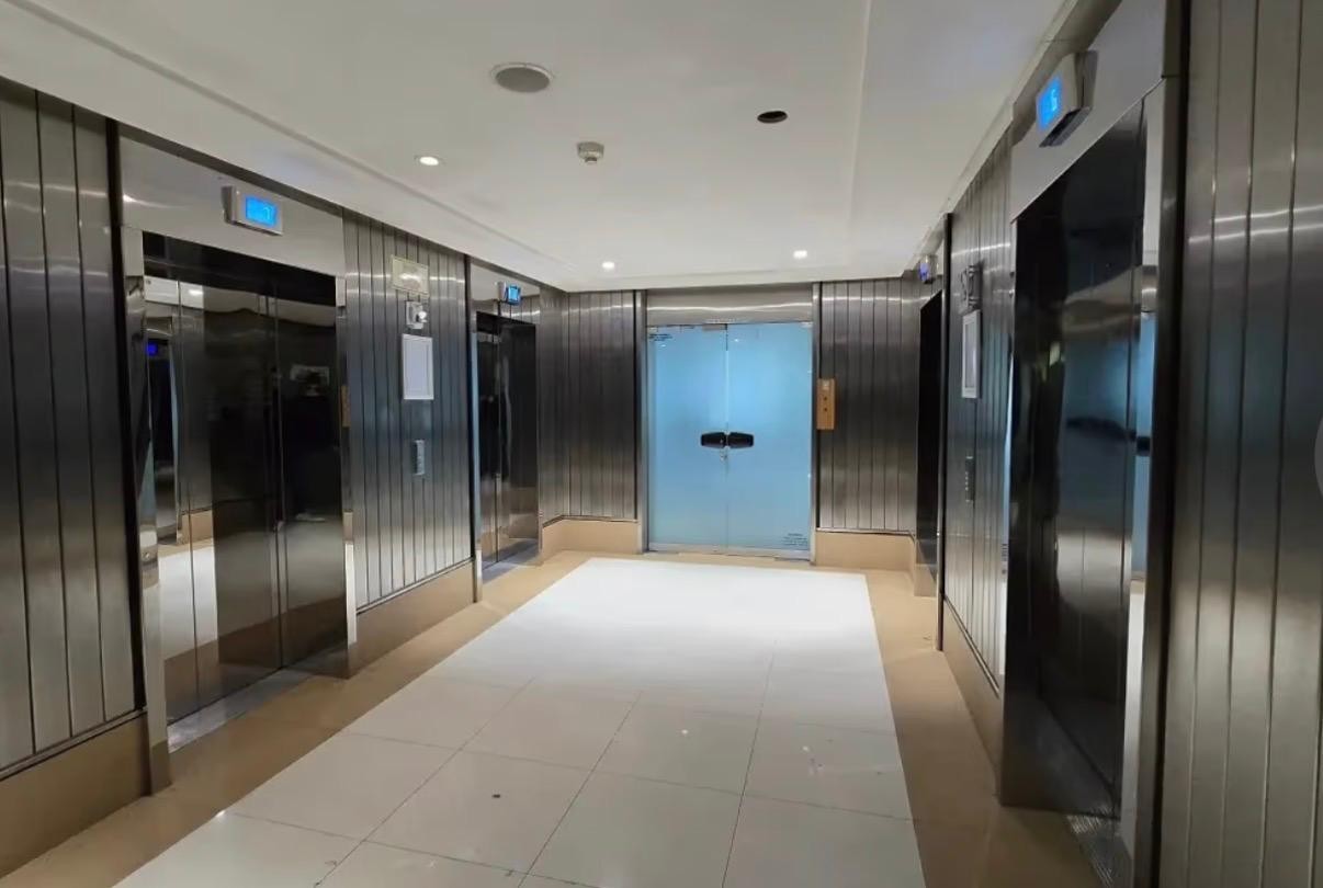 Office for rent in Cape Town City Centre, Cape Town, 62 STRAND STREET, Cape Town City Centre, Cape Town, Western Cape, 1221 m²