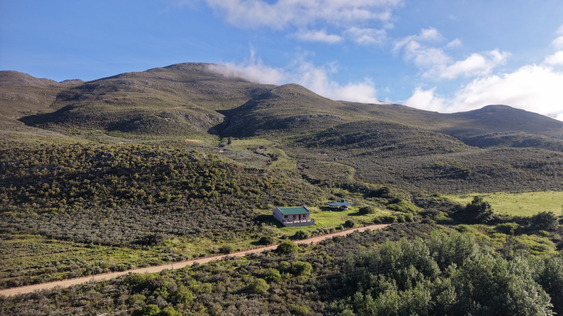 Farm for sale in Uniondale, 3550000 m²