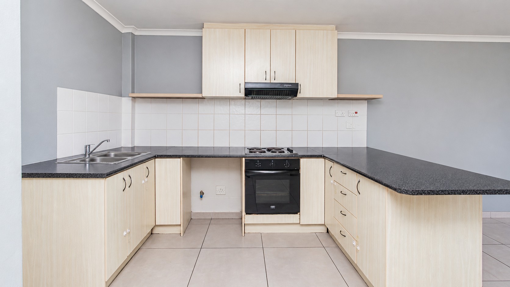 Apartment for rent in Burgundy Estate, Milnerton, 9 Bourgogne (2nd floor), Burgundy Estate, 19 Sienna Drive, Burgundy Estate, Milnerton, Western Cape, 67 m²