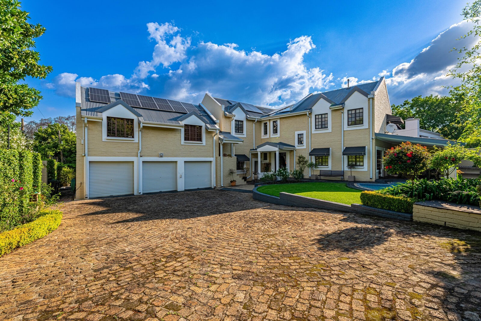 House for rent in Craighall Park, Johannesburg, 9172 m²