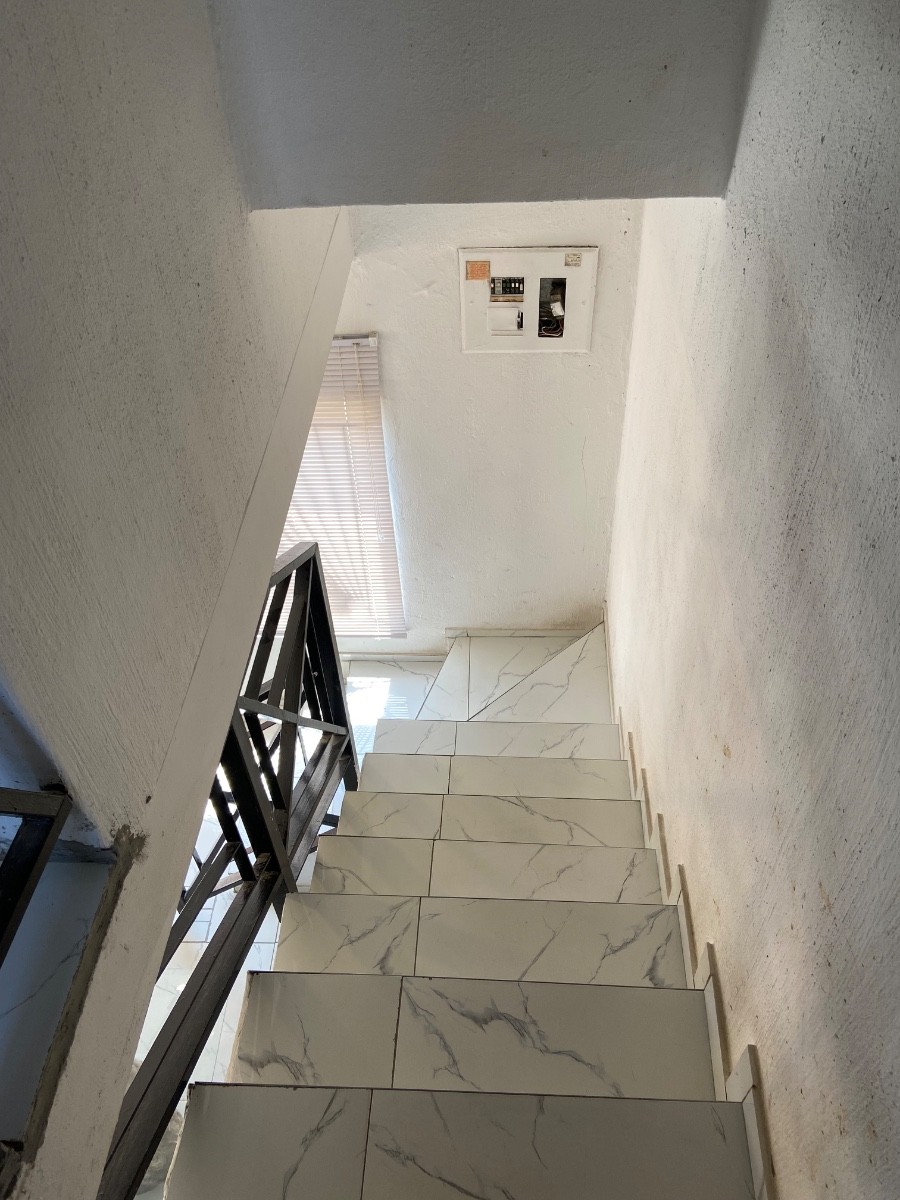 Apartment for sale in Bramley View, Johannesburg, 42 m²