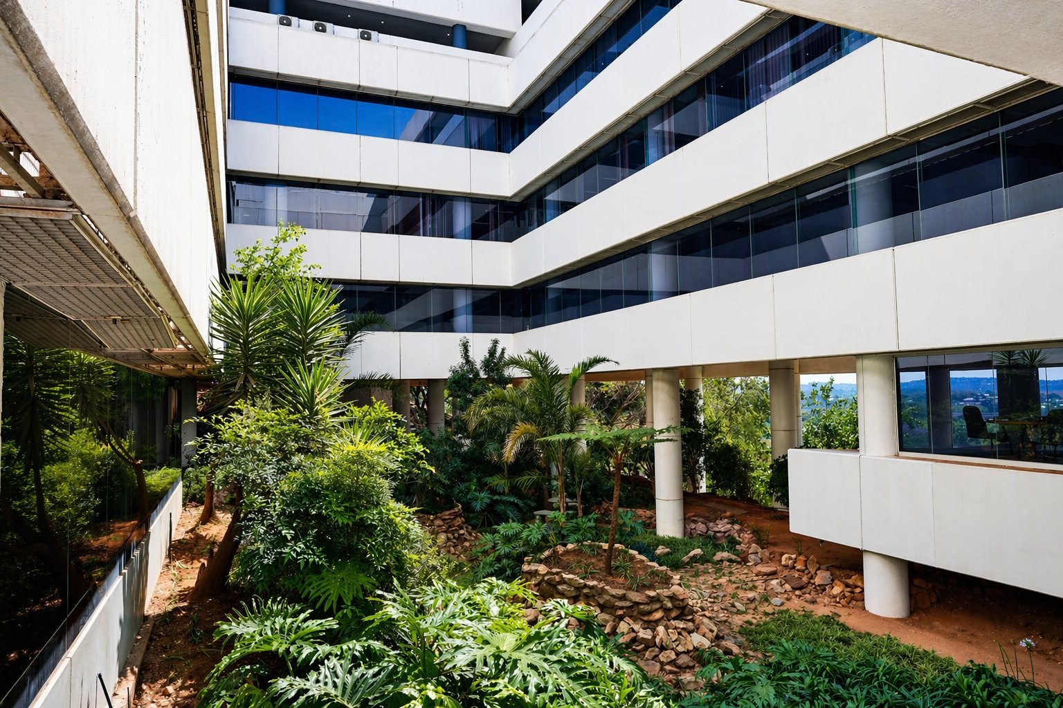 Commercial Property for rent in Auckland Park, Johannesburg, 1526 m²