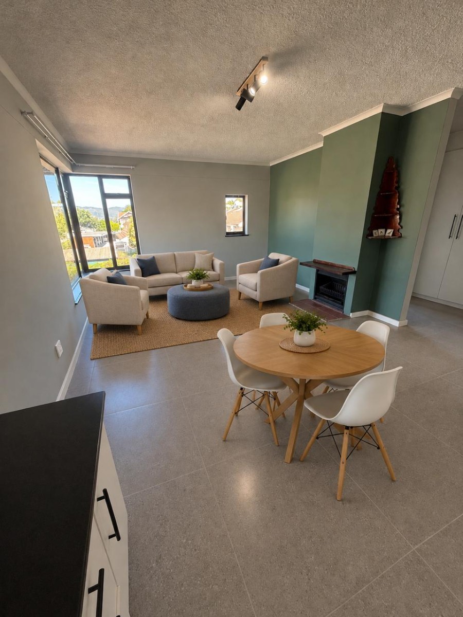 Apartment for sale in Westhill, Knysna, 54 m²