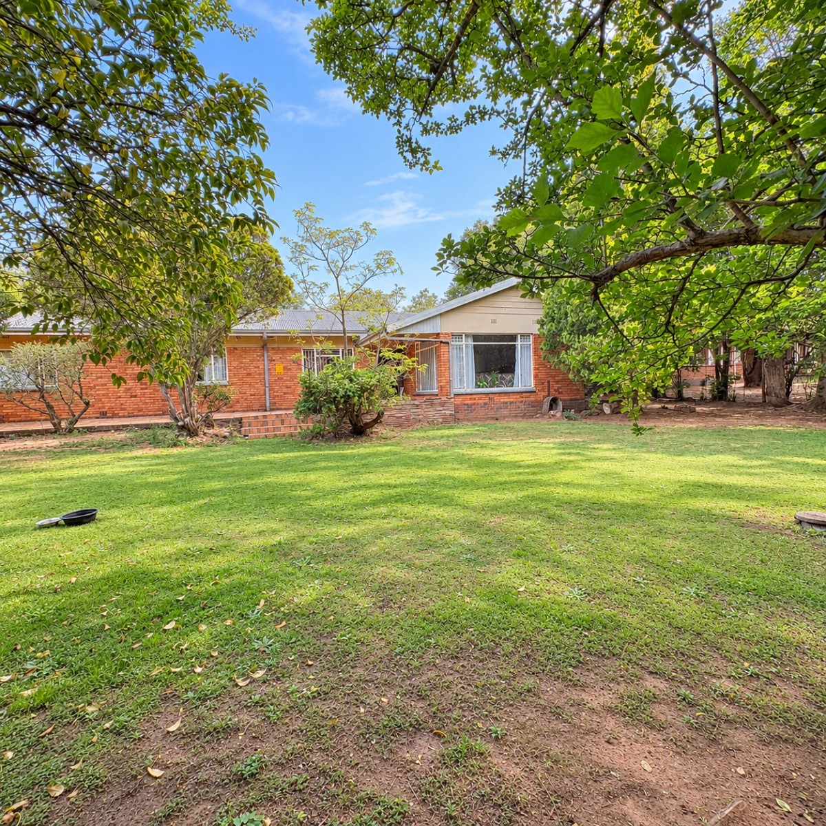 House for sale in Bethal, 385 m²