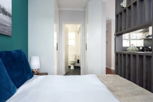 Apartment for rent in Green Point, Cape Town, 37 m²
