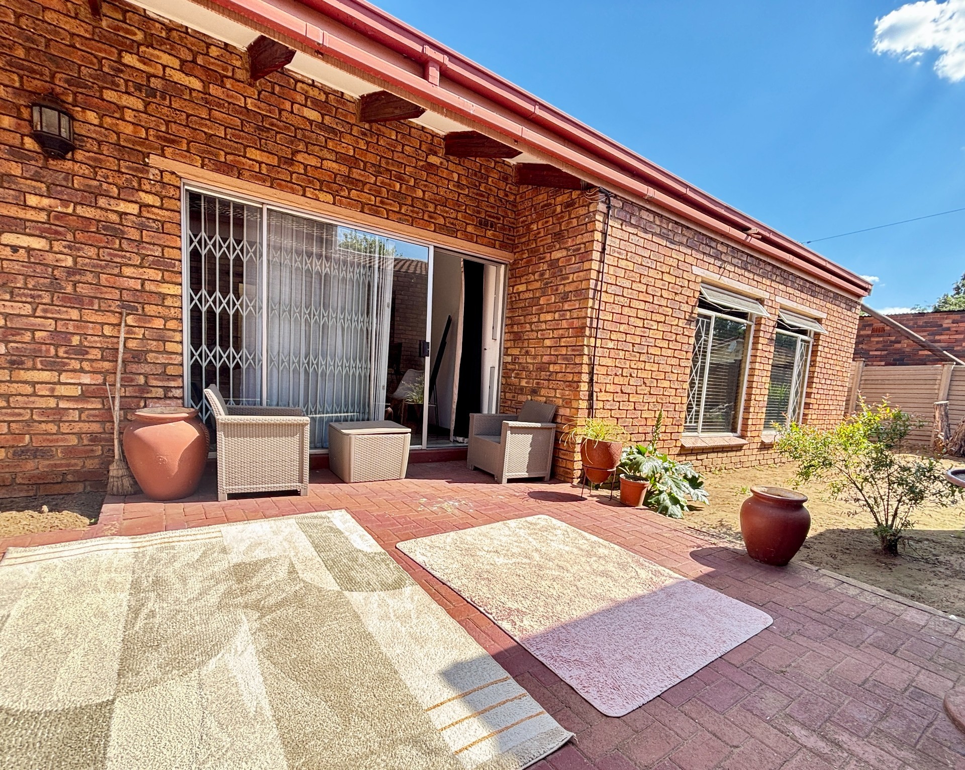 Townhouse for rent in Vanderbijlpark CW 3, Vanderbijlpark CW, Vanderbijlpark
