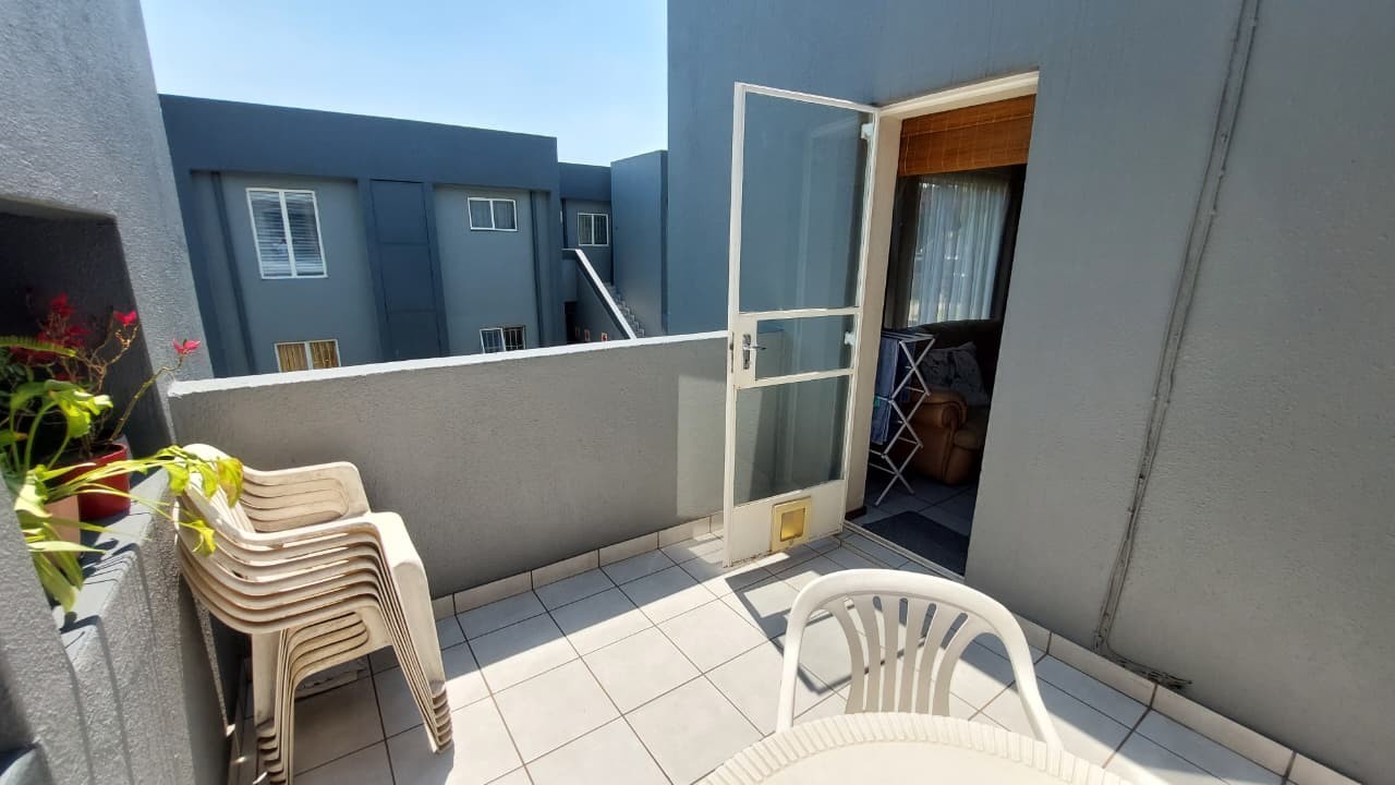 Townhouse for sale in Mulbarton, Johannesburg, 76 m²