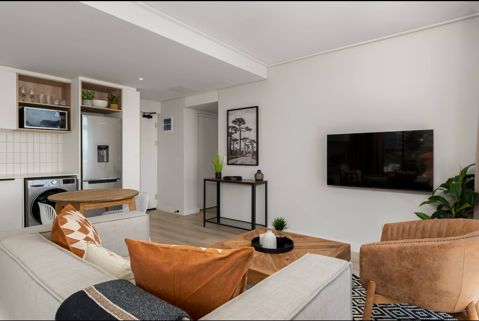 Apartment for sale in Sea Point, Cape Town, 47 m²