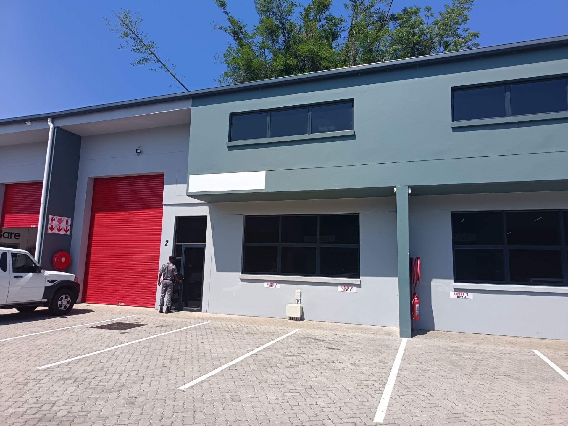 Warehouse for rent in Glen Anil, Durban North, KwaZulu Natal, 285 m²